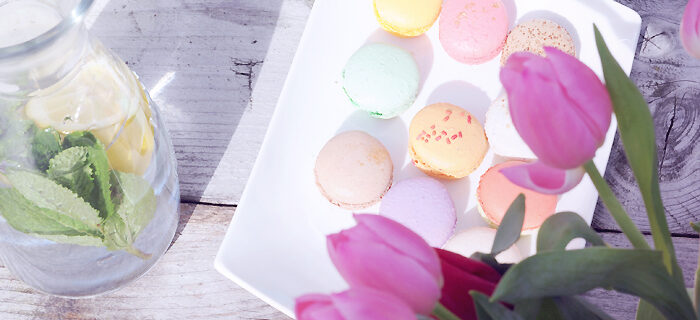 i love spring, macarons, amsterdam tulips