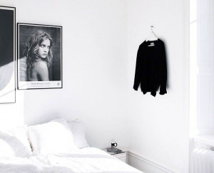 minimal bedroom