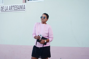 Anita de Groot pink flamingo sweater, trio bag, tomboy look, holiday look - justlikesushi.com
